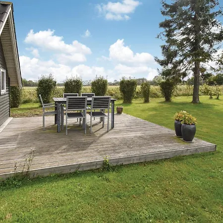 Holiday home Three-bedroom In *